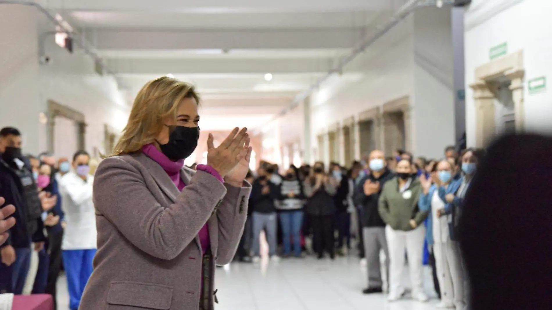 visita de gobernadora al hospital central